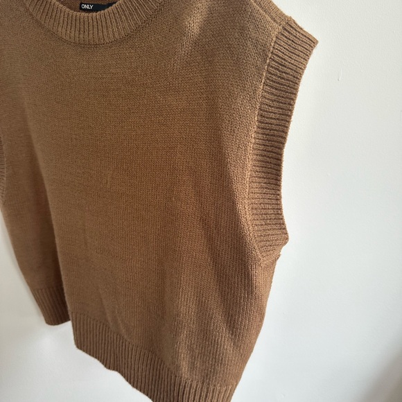 ONLY Knit sleeveless sweater vest - Picture 3 of 3